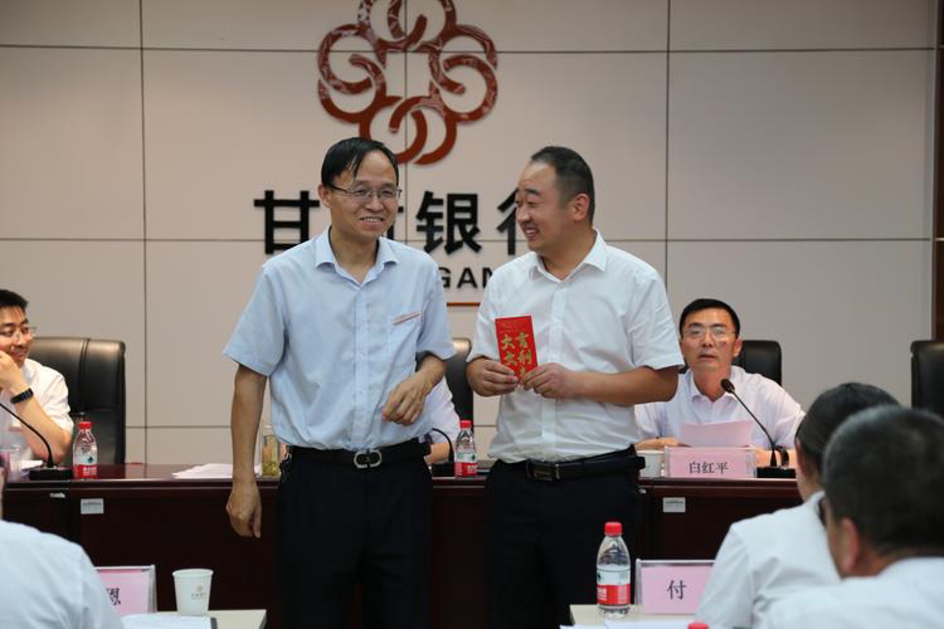 鹏欣尧鹏家具